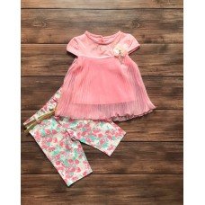 Костюм для дівчинки.